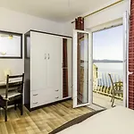 Fontana 3*