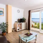 招待所 丰塔纳旅馆 3*
