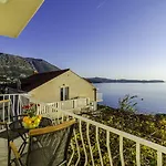 Fontana Πανσιόν 3*