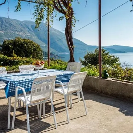 Fontana Πανσιόν 3*