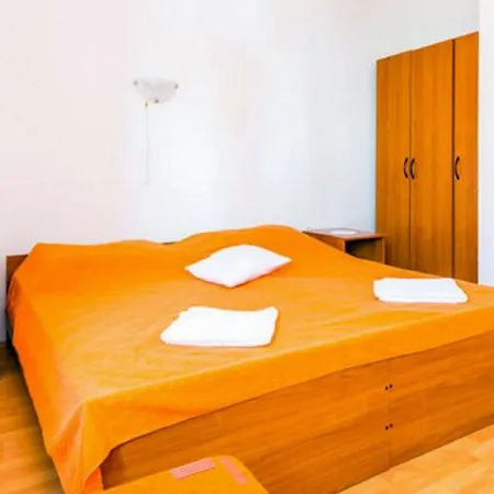 Fontana 3*